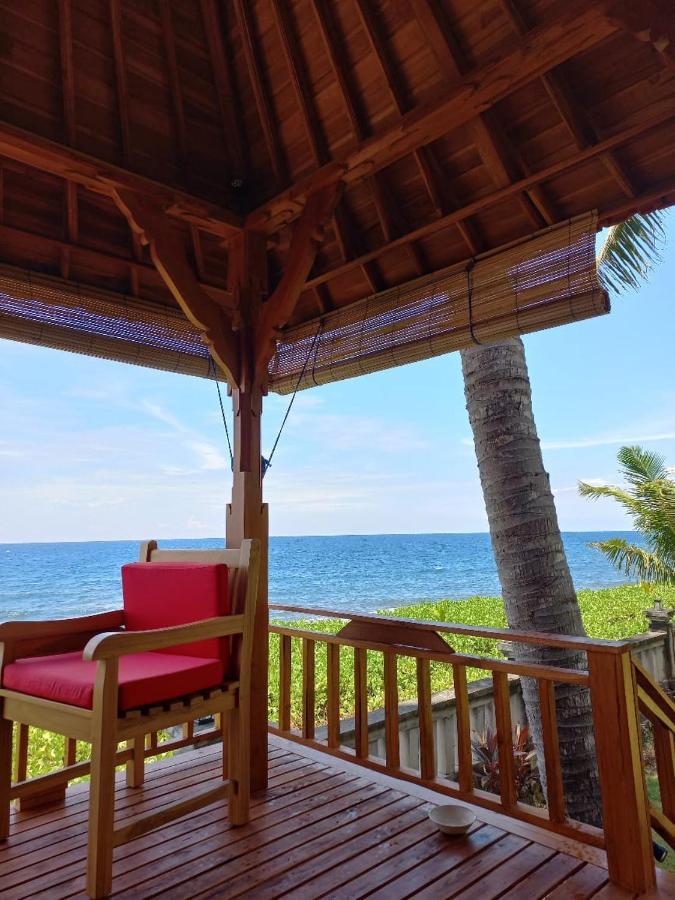 Bali North Beach B&B Tianyar Exterior photo
