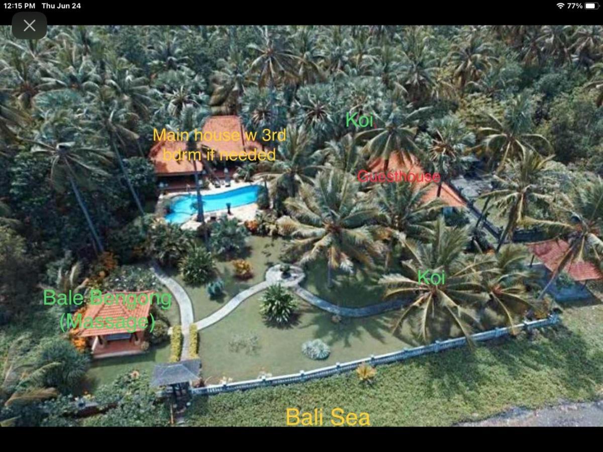 Bali North Beach B&B Tianyar Exterior photo